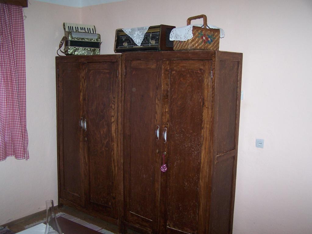 Apartment Eko Etno Selo Stara Kapela, Pavina Kuca 部屋 写真