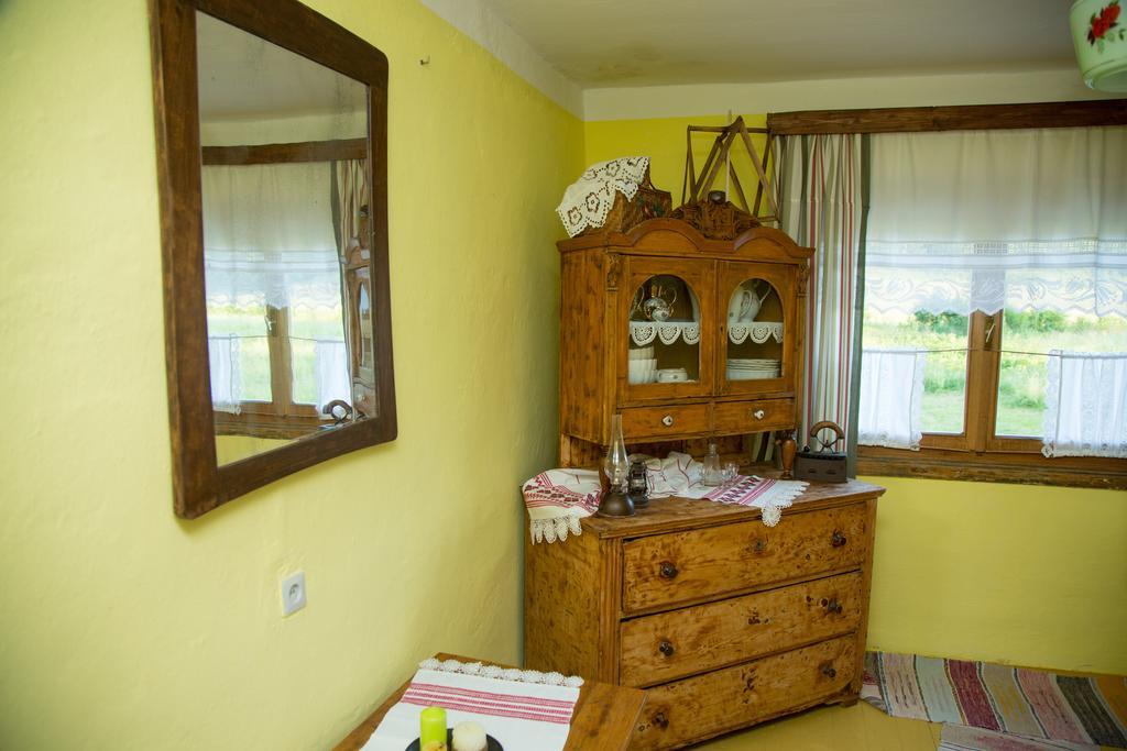 Apartment Eko Etno Selo Stara Kapela, Pavina Kuca エクステリア 写真