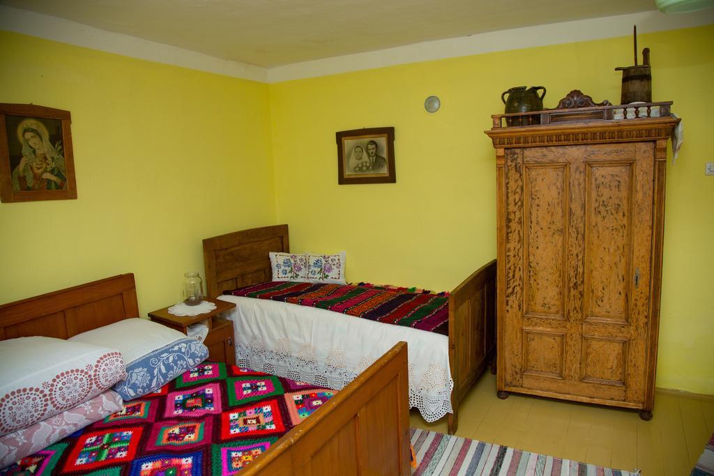 Apartment Eko Etno Selo Stara Kapela, Pavina Kuca エクステリア 写真
